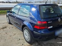 Gebraucht VW Golf IV 75 PS (55 kW) 2002 Blau Kleinwagen