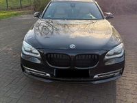 Gebraucht BMW 730 258 PS (189 kW) 2012 Schwarz Limousine