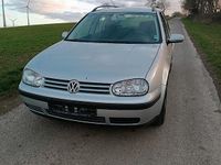 Second-hand VW Golf IV 105 CP (77 kW) 2005 Argintiu Break