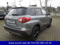 Gebraucht Suzuki Vitara 140 PS (102 kW) 2015 Grau SUV