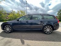 gebraucht Volvo V70 Kombi /Autom/1.Hd/Leder/Klima/Navi/FSE/Xenon