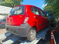 Gebraucht Hyundai i10 67 PS (49 kW) 2010 Rot Kleinwagen