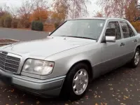 Gebraucht Mercedes E320 220 PS (161 kW) 1994 Silber Kombi
