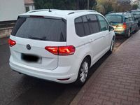 Gebraucht VW Touran 115 PS (84 kW) 2016 Weiß Van / Kleinbus