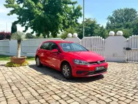 Gebraucht VW Golf VII Trendline 116 PS (85 kW) 2018 Rot Kleinwagen