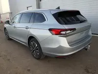 Neu Skoda Superb Selection 360 PS (264 kW) 2025 Pebble silver metallic Kombi