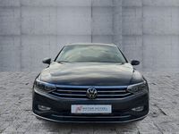Gebraucht VW Passat Elegance 150 PS (110 kW) 2023 Grau Kombi