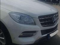 Gebraucht Mercedes ML250 204 PS (150 kW) 2012 Weiß SUV