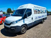 Gebraucht Iveco Daily 180 PS (132 kW) 2017 Weiß Van / Kleinbus