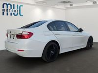 Gebraucht BMW 320 184 PS (135 kW) 2014 Weiß Limousine