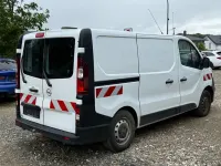 Gebraucht Opel Vivaro 120 PS (88 kW) 2017 Weiß Van / Kleinbus