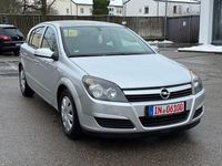 Gebraucht Opel Astra Edition 101 PS (74 kW) 2005 Silber Limousine