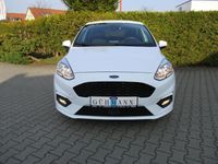 Gebraucht Ford Fiesta 101 PS (74 kW) 2020 Frostweiß Kleinwagen