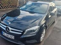 Gebraucht Mercedes A200 136 PS (100 kW) 2015 Schwarz Limousine