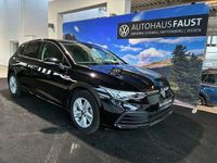 Gebraucht VW Golf VIII Life 116 PS (85 kW) 2023 Schwarz perleffekt Limousine