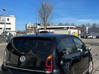 Gebraucht VW up! Beats 60 PS (44 kW) 2017 Schwarz Kleinwagen