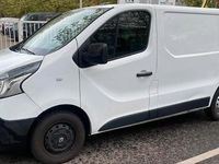 Gebraucht Renault Trafic 90 PS (66 kW) 2015 Weiß Van / Kleinbus