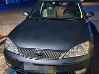 Gebraucht Ford Mondeo 131 PS (96 kW) 2004 Blau Limousine