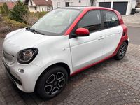 Używany Smart ForFour Passion 90 KM (66 kW) 2018 Biały Hatchback