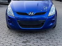 Gebraucht Hyundai i20 76 PS (55 kW) 2009 Blau Kleinwagen