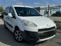 Gebraucht Peugeot Partner Tepee Active 92 PS (67 kW) 2012 Van / Kleinbus