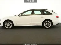 Gebraucht Audi A4 Advanced 163 PS (119 kW) 2023 Weiß Kombi