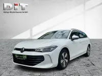 Gebraucht VW Passat 150 PS (110 kW) 2025 Weiß Kombi