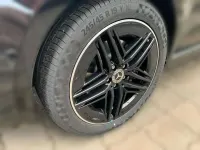 Gebraucht Mercedes V300 Avantgarde 237 PS (174 kW) 2025 Obsidianschwarz metallic Van / Kleinbus