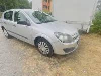 Gebraucht Opel Astra 75 PS (55 kW) 2009 Silber Kleinwagen