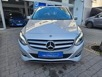 Gebraucht Mercedes B200 Style 156 PS (114 kW) 2018 Silber Van / Kleinbus