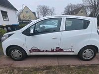 Gebraucht Chevrolet Spark 68 PS (50 kW) 2012 Weiß Kleinwagen