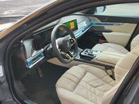 Gebraucht BMW 740 M Sport 286 PS (210 kW) 2025 Grau Limousine