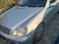 Gebraucht Mercedes 200 163 PS (119 kW) 2000 Silber Limousine