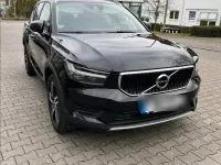 Gebraucht Volvo XC40 Momentum 163 PS (119 kW) 2021 Schwarz SUV