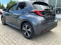 Neu Toyota Yaris 116 PS (85 kW) 2026 Marlingrau metallic Kleinwagen