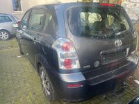 gebraucht Toyota Corolla Verso 2.2-l-D-4D -