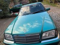 Gebraucht Mercedes C180 122 PS (89 kW) 1999 Andere farben Limousine