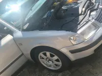 Gebraucht VW Passat 131 PS (96 kW) 2000 Silber Kombi