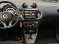 Gebraucht Smart ForTwo Coupé 60 kW (82 PS) 2021 Nachtschwarz Kleinwagen