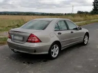 Gebraucht Mercedes C180 143 PS (105 kW) 2004 Gold Limousine