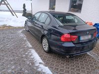 Gebraucht BMW 325 218 PS (160 kW) 2009 Blau Limousine