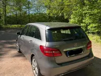 Gebraucht Mercedes B180 122 PS (89 kW) 2018 Grau Van / Kleinbus