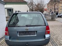 Gebraucht VW Bora Comfortline 105 PS (77 kW) 2002 Blau Kombi