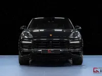 Second-hand Porsche Cayenne Platinum Edition 462 CP (339 kW) 2023 Negru SUV