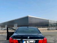 Gebraucht BMW 740 306 PS (225 kW) 2010 Blau Limousine
