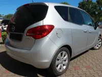 Gebraucht Opel Meriva Edition 101 PS (74 kW) 2018 Silber Van / Kleinbus