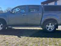 Second-hand Isuzu D-Max 163 CP (119 kW) 2013 Albastru SUV