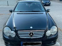 Gebraucht Mercedes C230 204 PS (150 kW) 2007 Schwarz Coupé