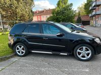 Usata Mercedes ML320 2007 Nero SUV