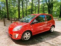 Gebraucht Renault Twingo 70 PS (51 kW) 2011 Rot Kleinwagen